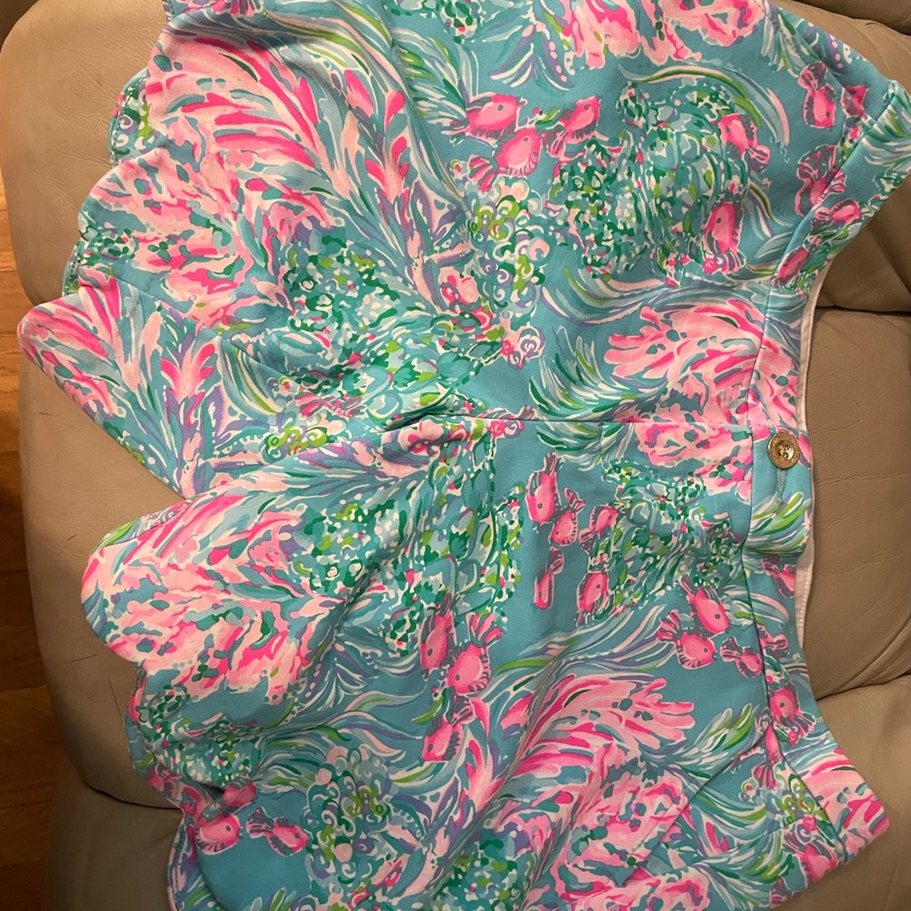 Lilly Pulitzer White and Pink Shorts size 12